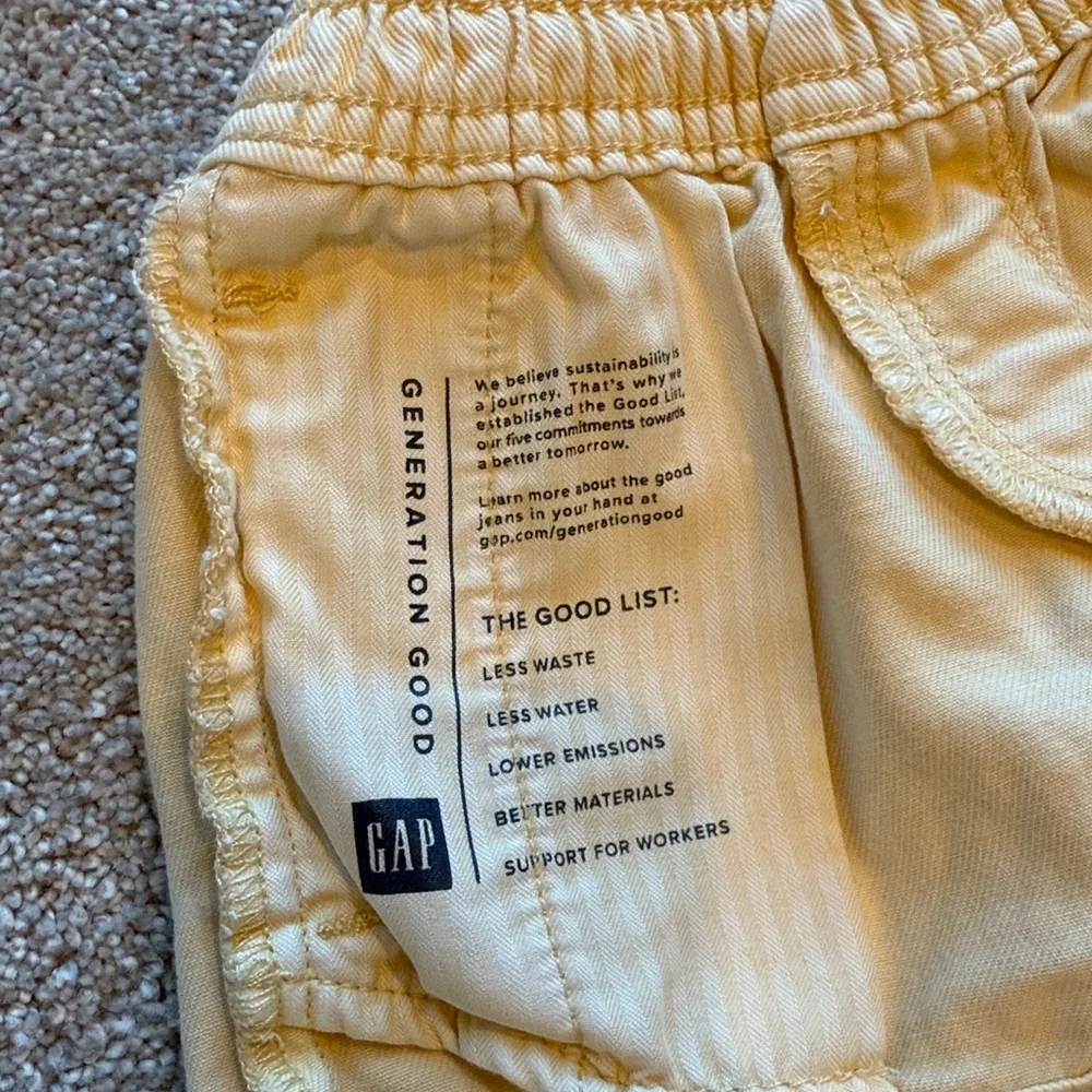 GAP- Toddler Gen Good Pull-On Shorts with Washwell, 18-24M, Yellow Sun